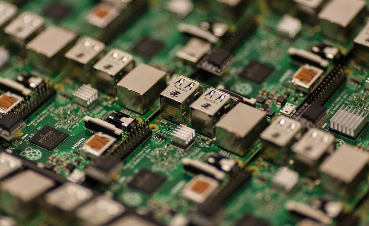 Raspberry pi network, photographed for a technology article.
