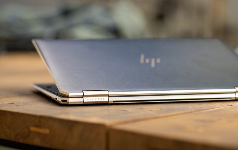 What Laptop Hinges Tell You About Build Quality