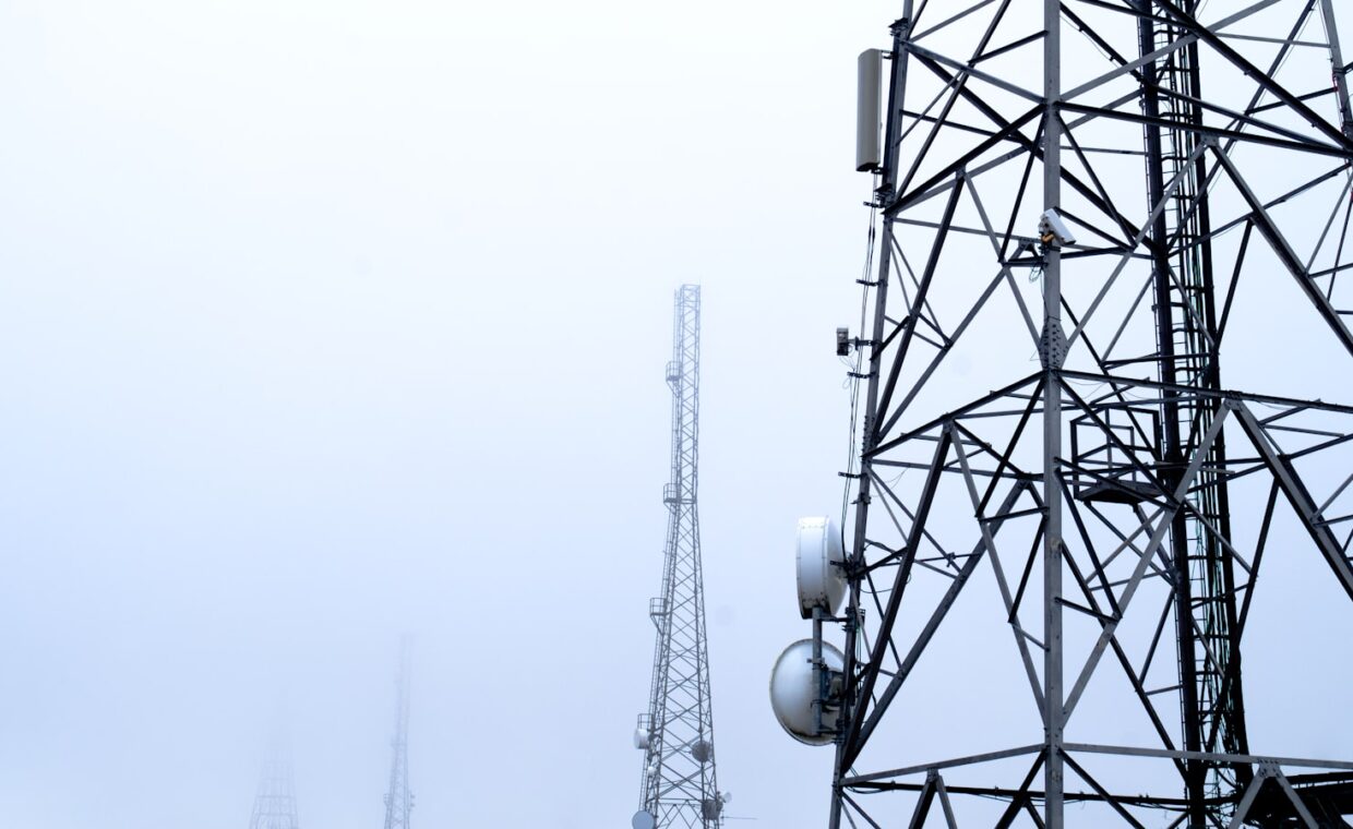 Phone 5g signal, photographed for a technology article.