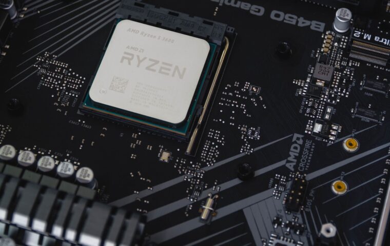 CPU Sockets and Chipsets Explained