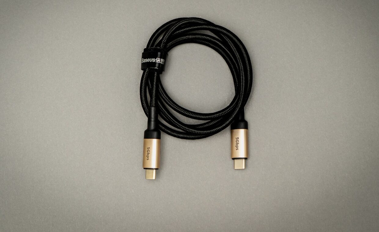Drive cloning cable, photographed for a technology article.